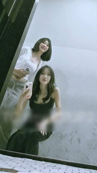 Voyeur Asian Pissing Toilet &Amp; Upskirts Only Foto Desnuda Filtrada OnlyFans 147