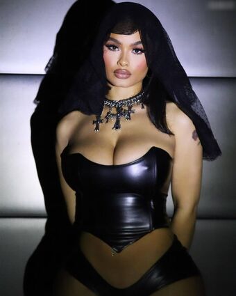 Wer ist das ? Kennt sie jemand ? Foto Desnuda Filtrada OnlyFans 3