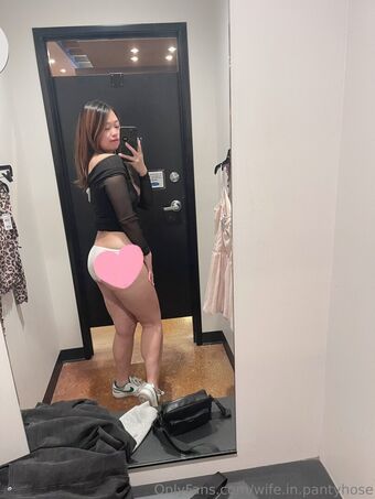wife.in.pantyhose