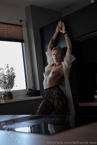 withered.rose Foto Desnuda Filtrada OnlyFans 61