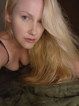 xoxoflora Foto Desnuda Filtrada OnlyFans 4