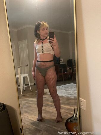xxxanthisma Foto Desnuda Filtrada OnlyFans 43