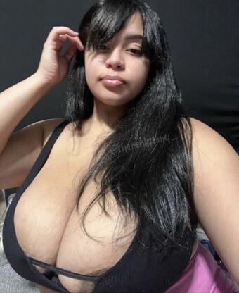 Yomyjuggs Foto Desnuda Filtrada OnlyFans 177