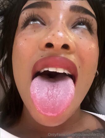 youwishforthis Foto Desnuda Filtrada OnlyFans 16