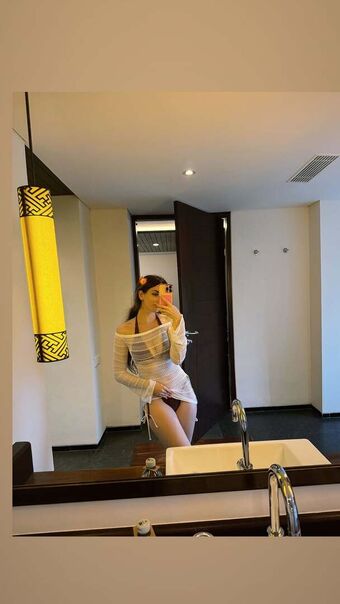 Zeling Foto Desnuda Filtrada OnlyFans 22