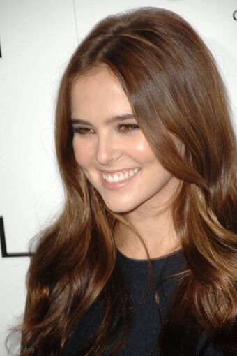 Zoey Deutch