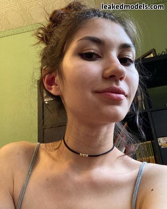 Adorable-dina-official